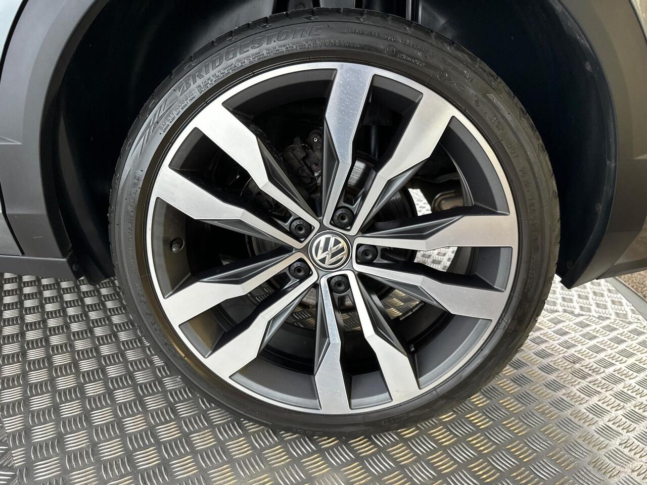Volkswagen T-Roc VO69HNL
