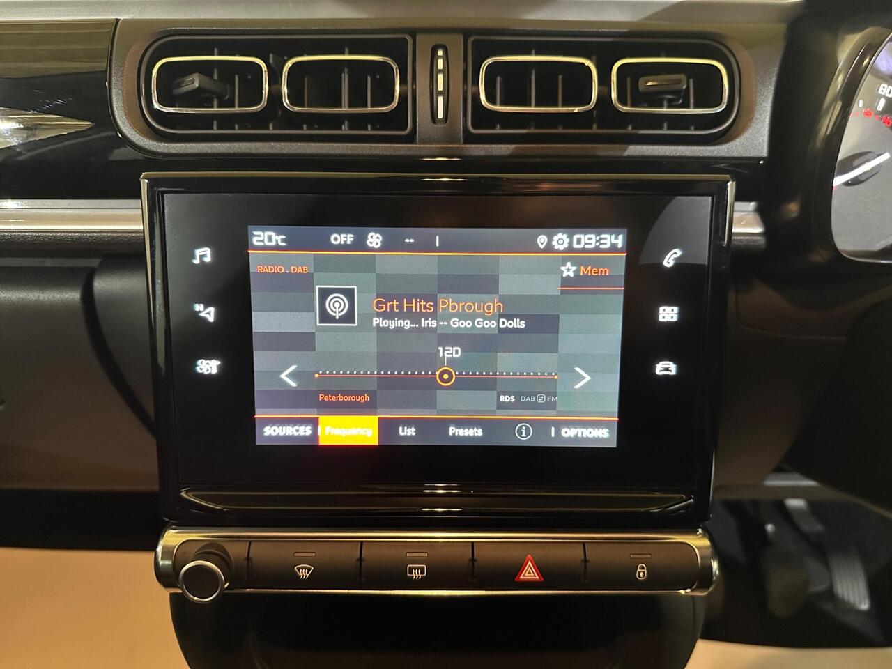 Citroen C3 YR74XHL