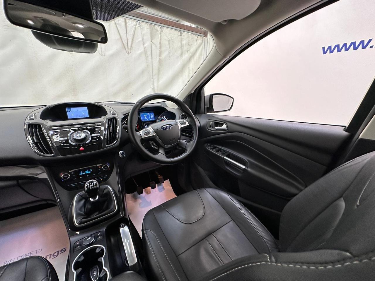 Ford Kuga EF64CBO