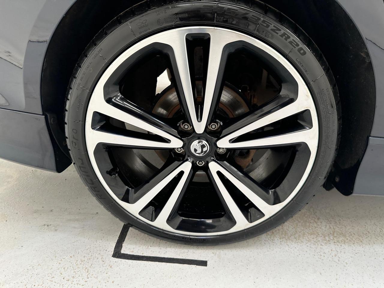 Vauxhall Insignia BT67GNN