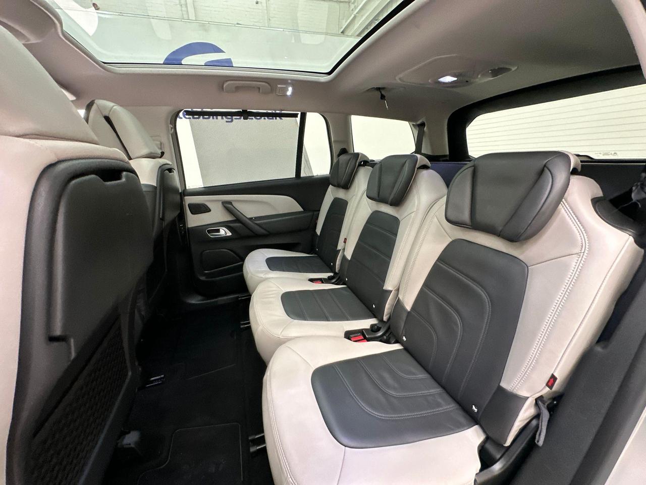 Citroen Grand C4 Picasso GP17LNN