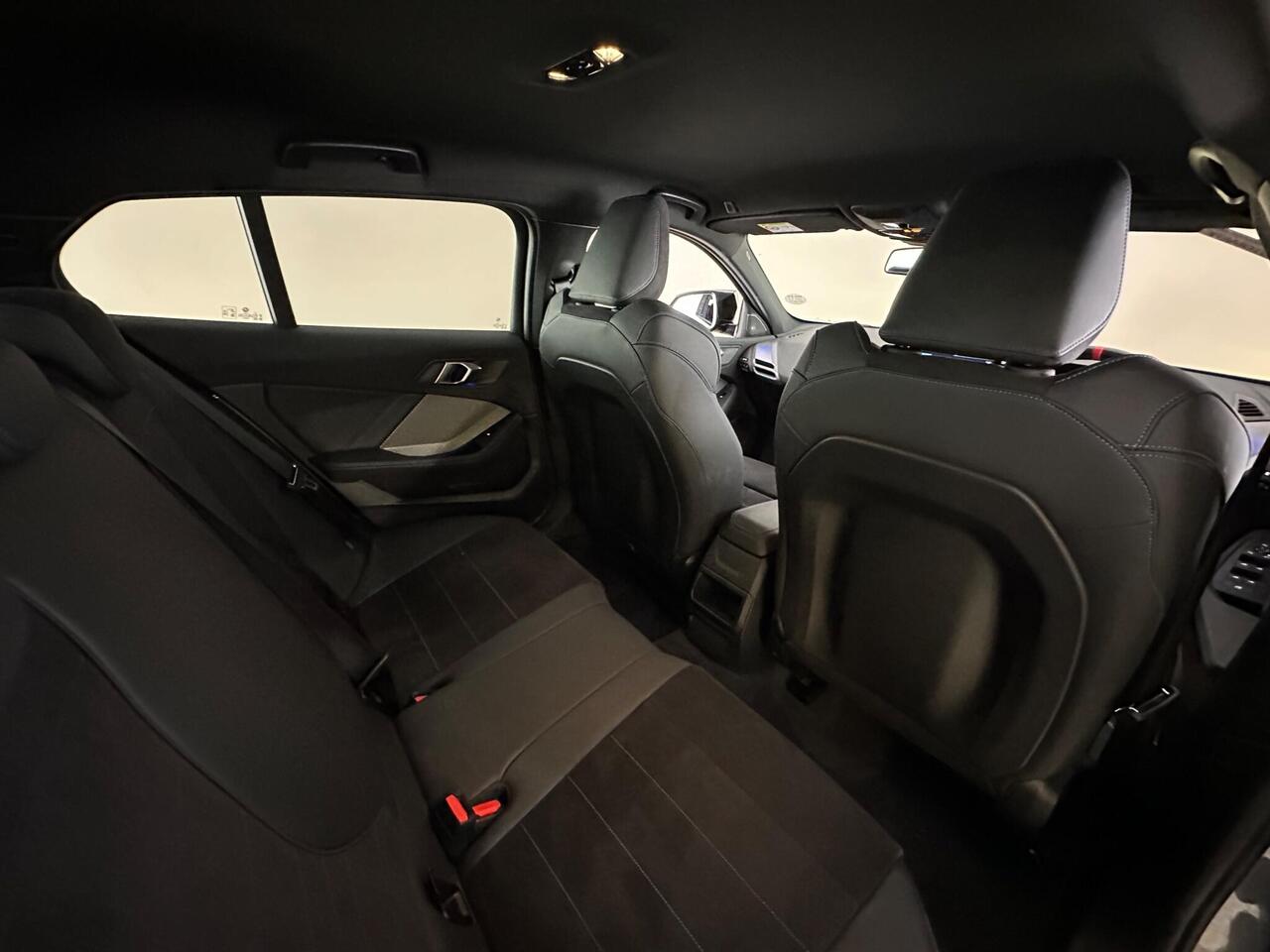 BMW 1 Series AK25JYJ