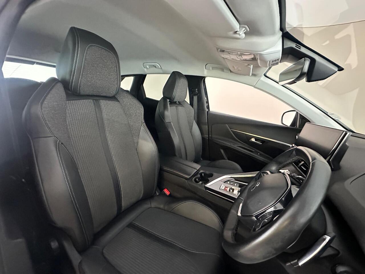 Peugeot 3008 VK71HYZ