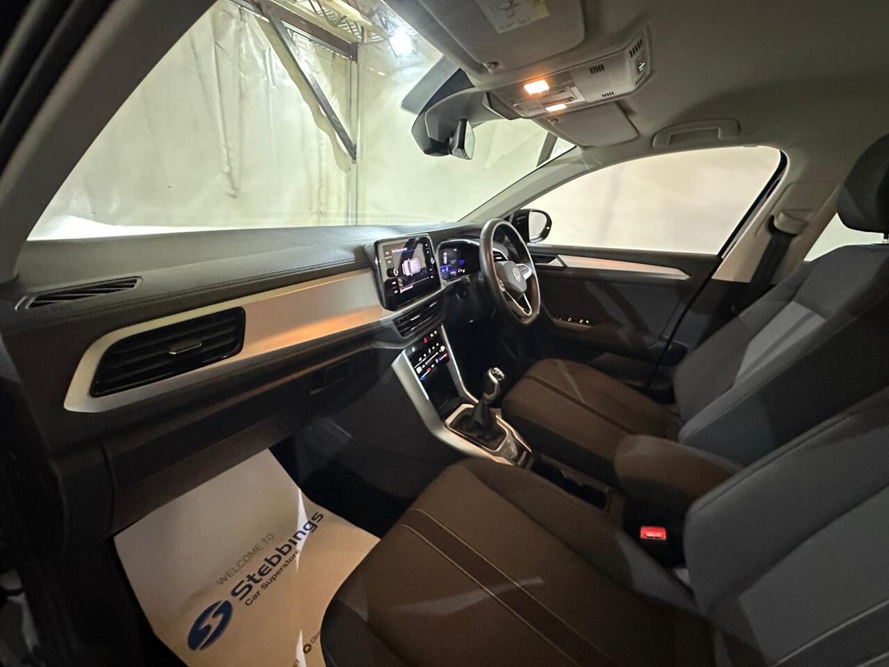 Volkswagen T-Roc AV22SYR