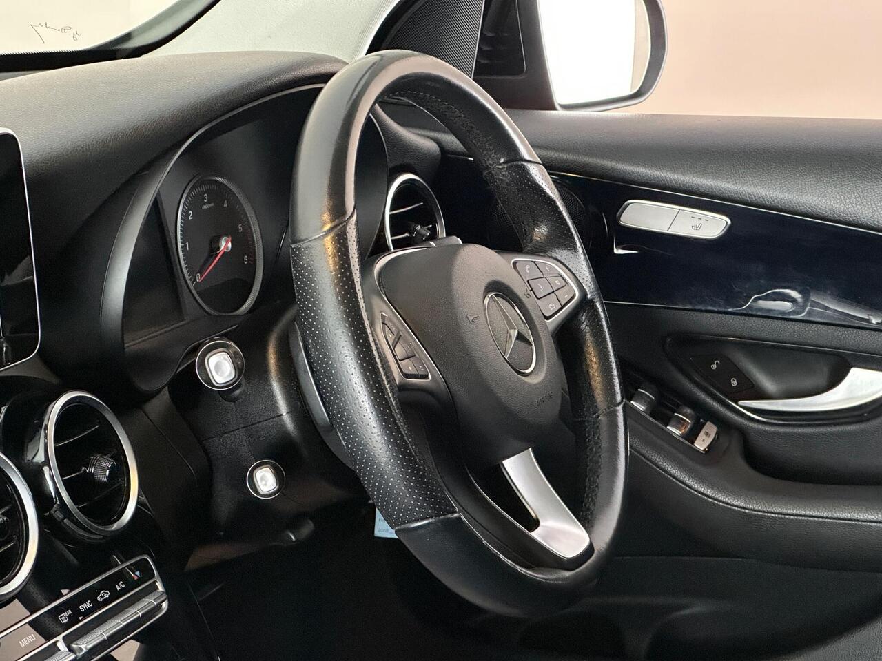 Mercedes-Benz GLC YM19PNO