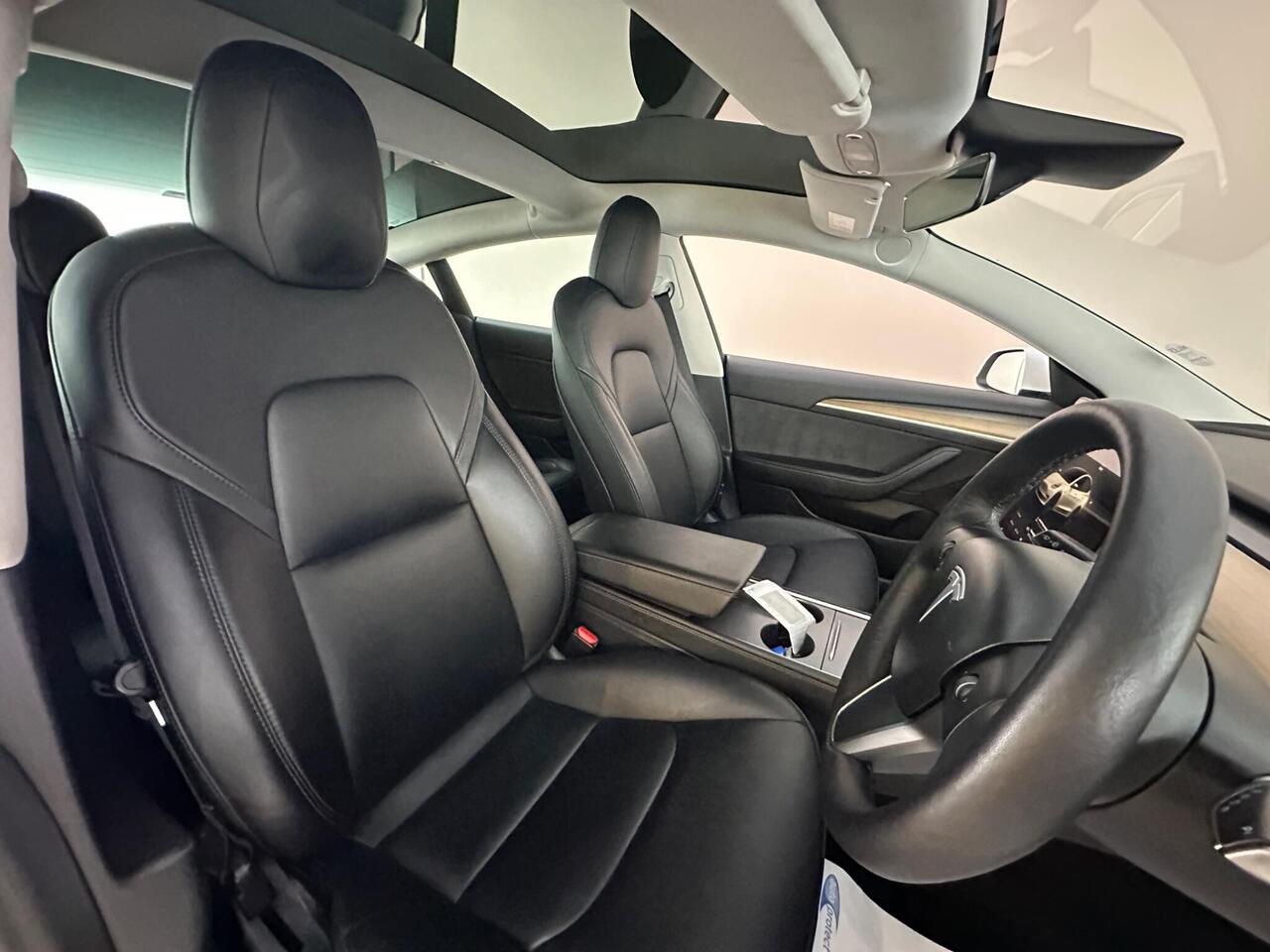 Tesla Model 3 AF72VKR