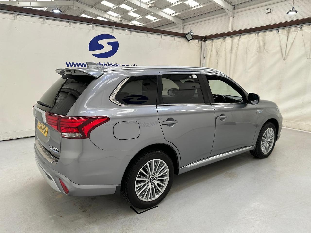 Mitsubishi Outlander FT19XHB