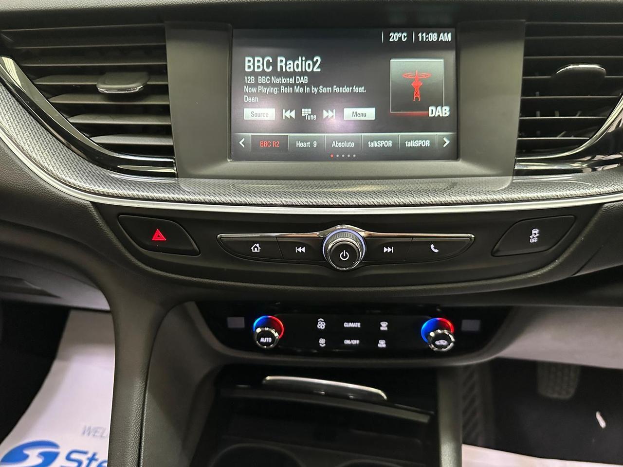 Vauxhall Insignia VU70YMO