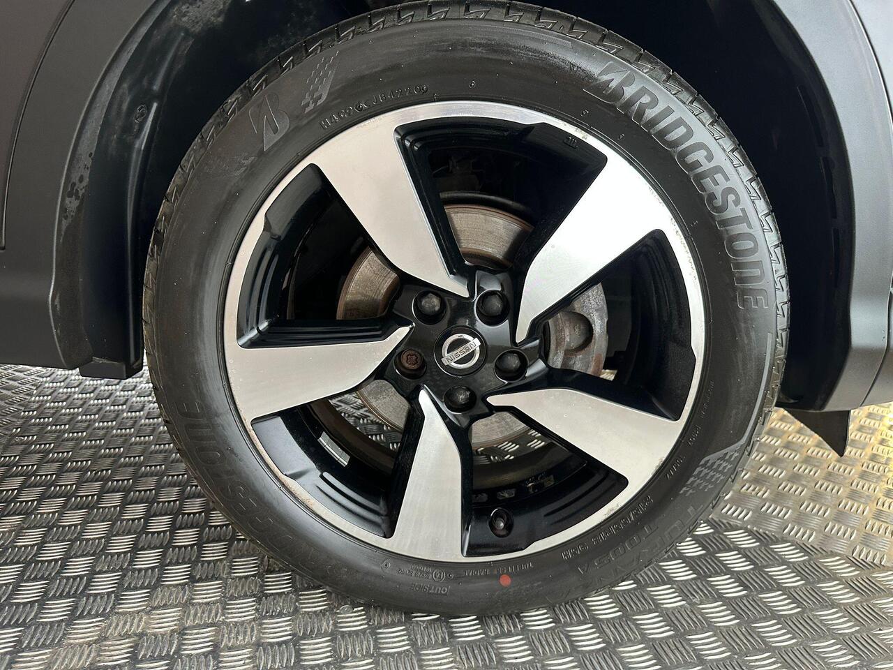 Nissan Qashqai FM66OOB