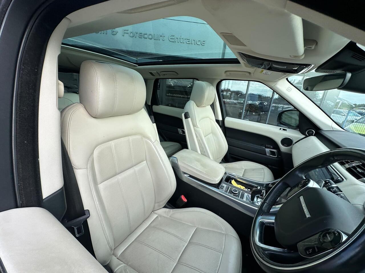 Land Rover Range Rover Sport YT68ZLZ