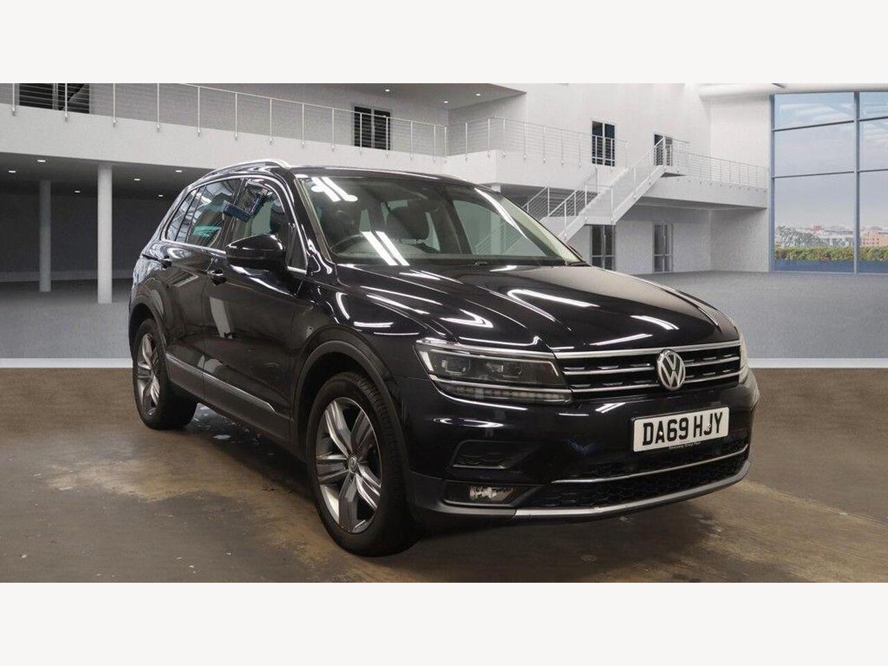 Volkswagen Tiguan DA69HJY
