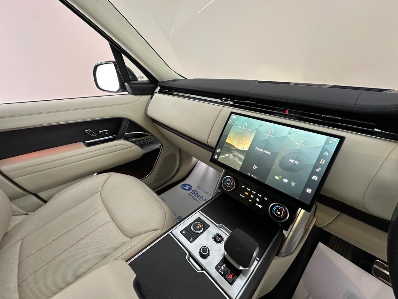 Land Rover Range Rover PF22UBS