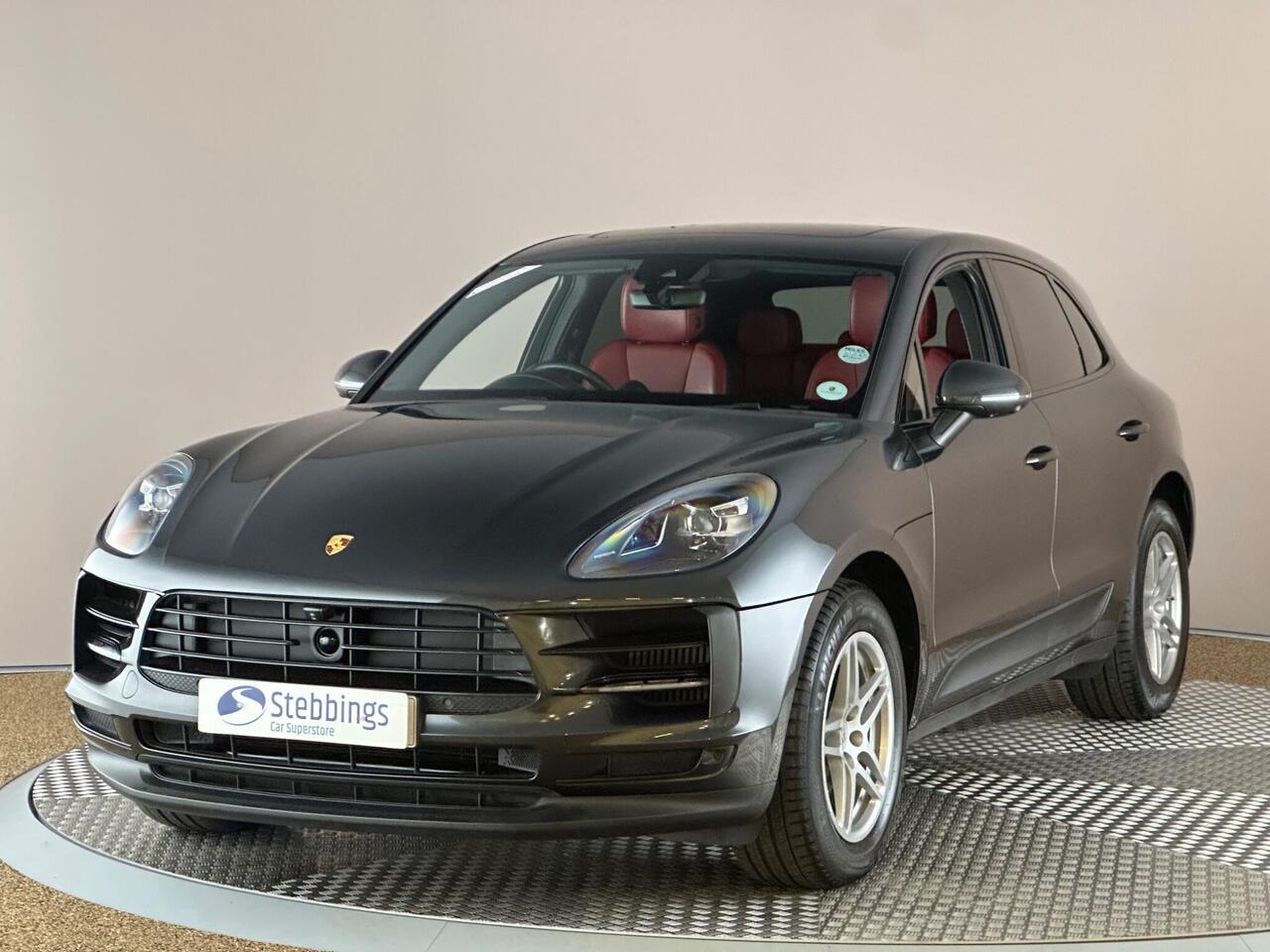 Porsche Macan AO20ZJJ