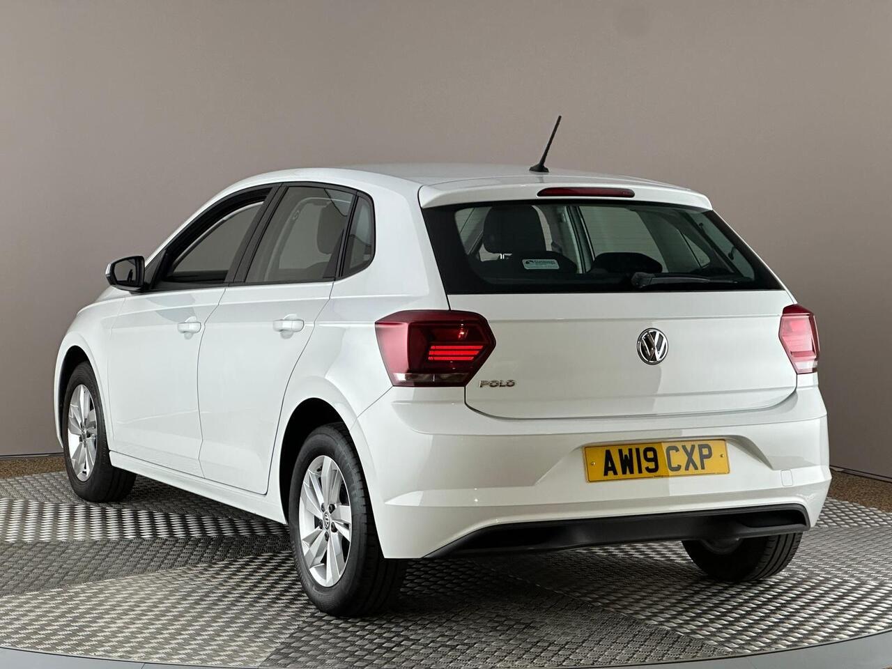 Volkswagen Polo AW19CXP