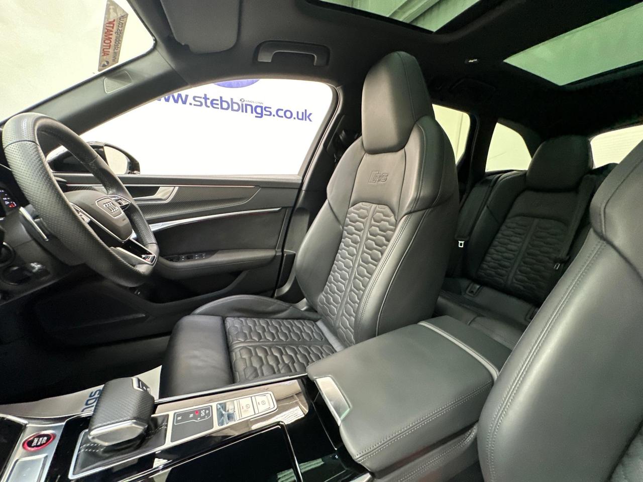 Audi RS6 Avant WU71CXE