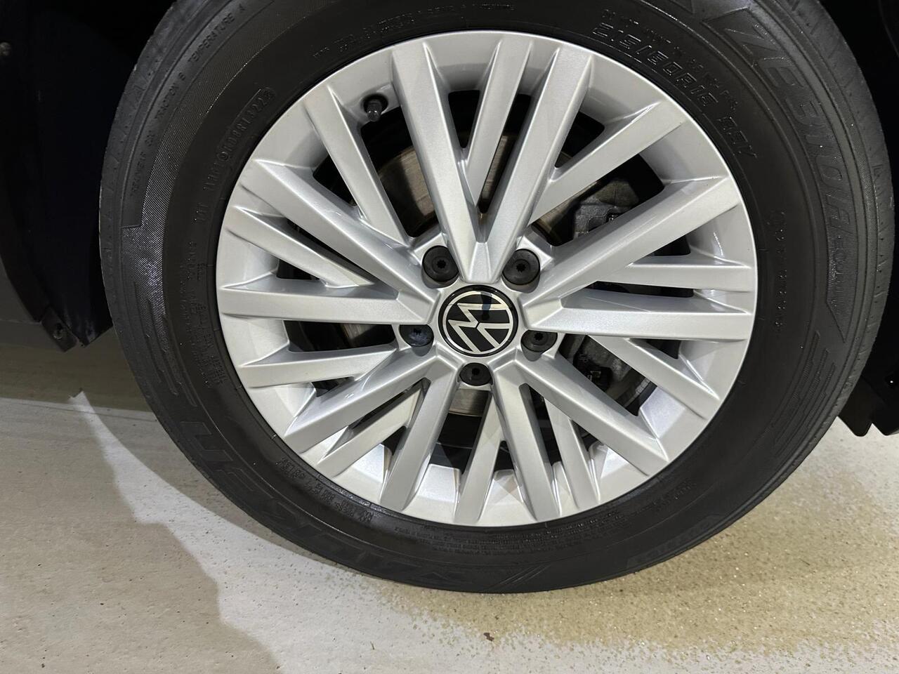 Volkswagen T-Roc AV22SYR