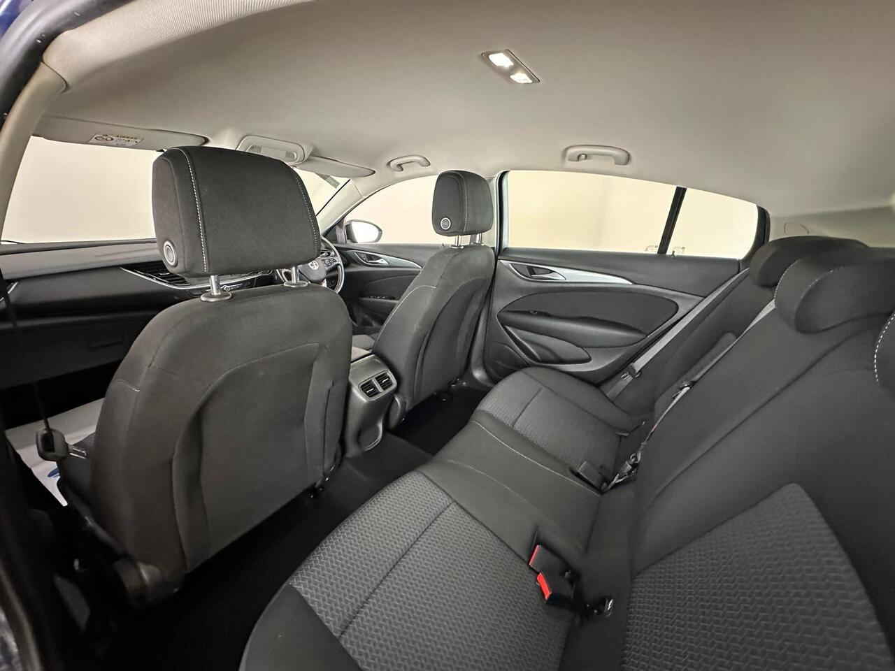 Vauxhall Insignia FP21RVM