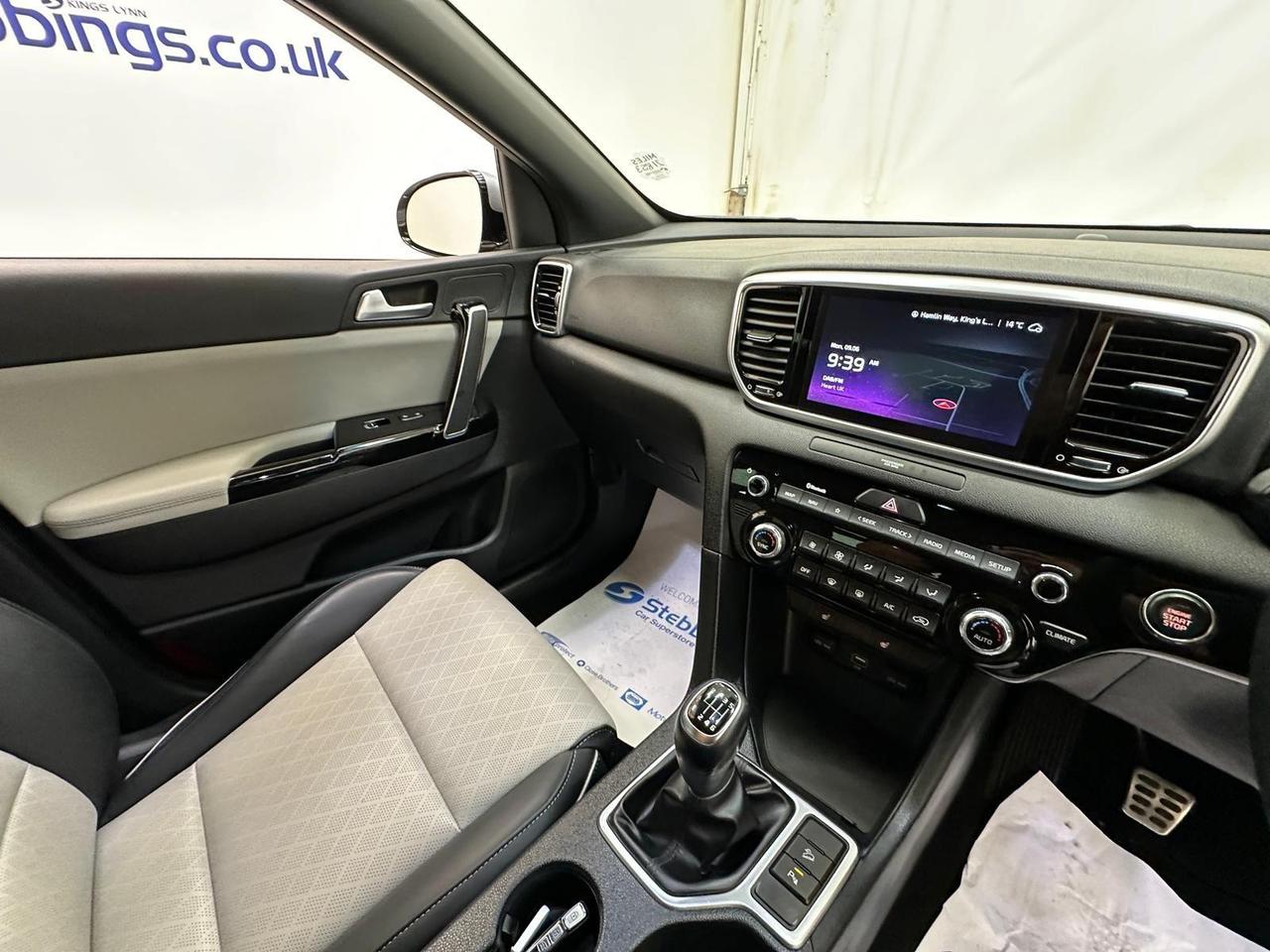 Kia Sportage AJ70VWM