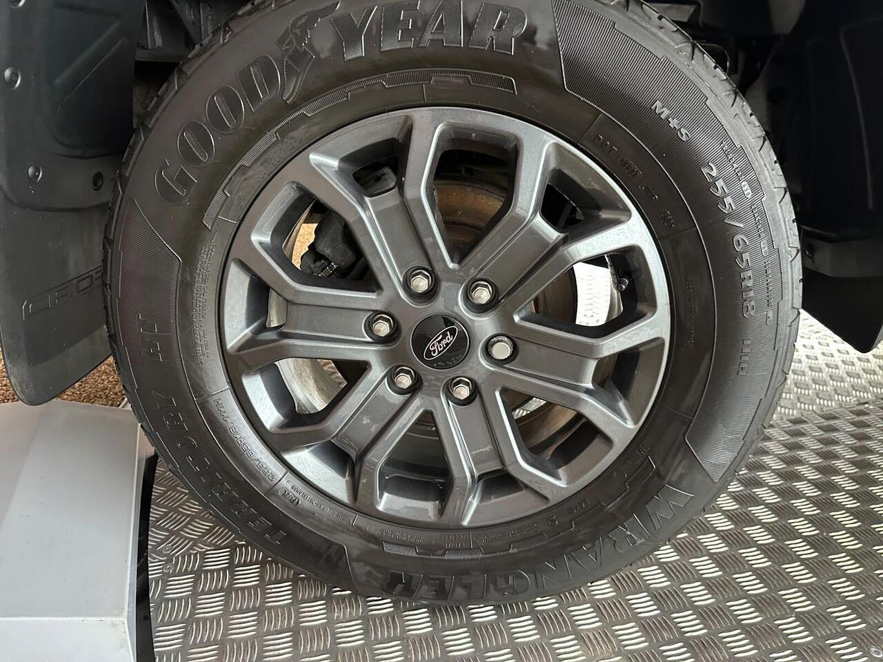 Ford Ranger YM24KKN