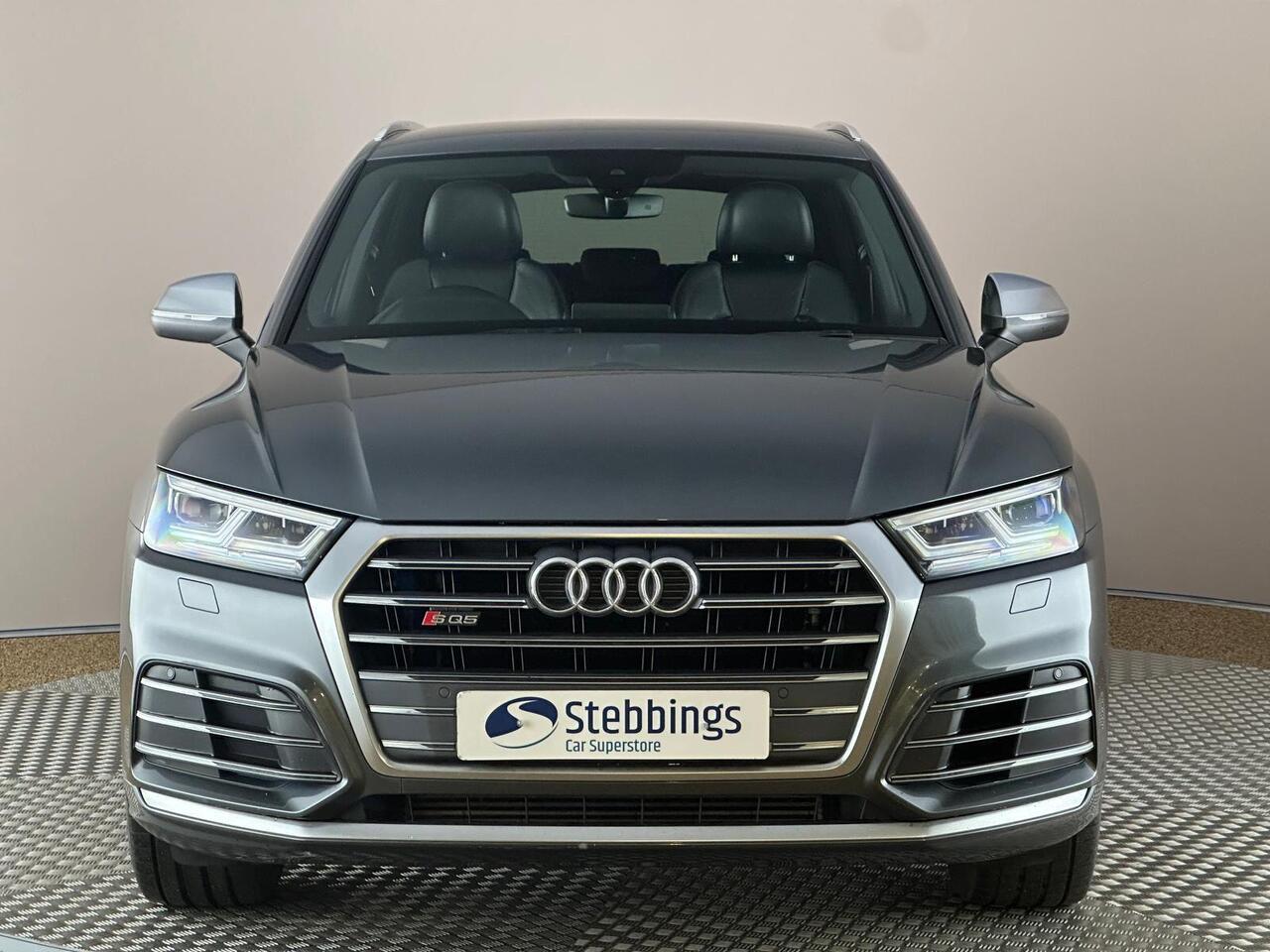 Audi SQ5 LL18UXN