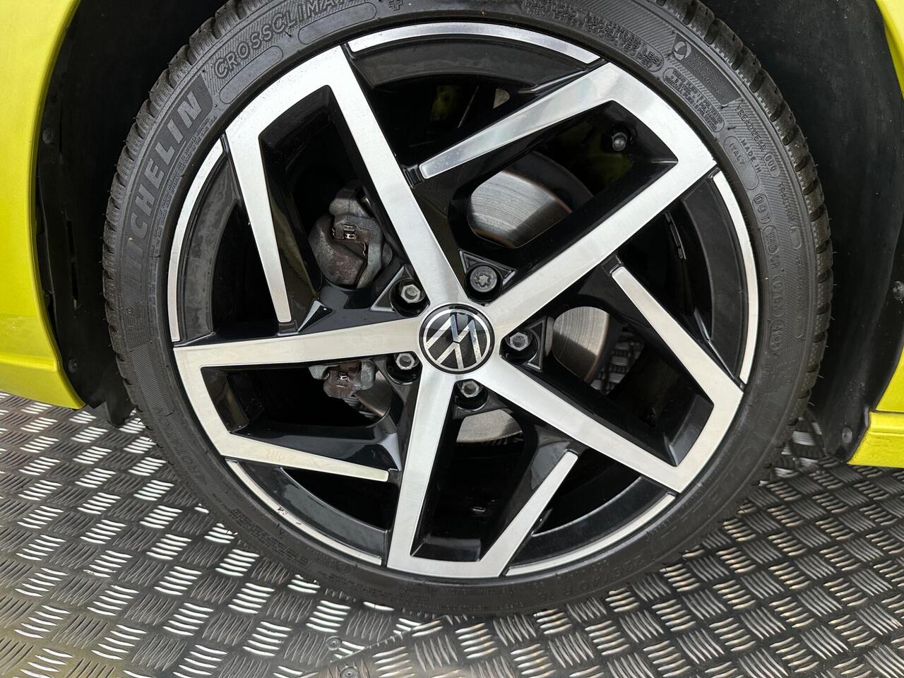 Volkswagen Golf NH21GKG