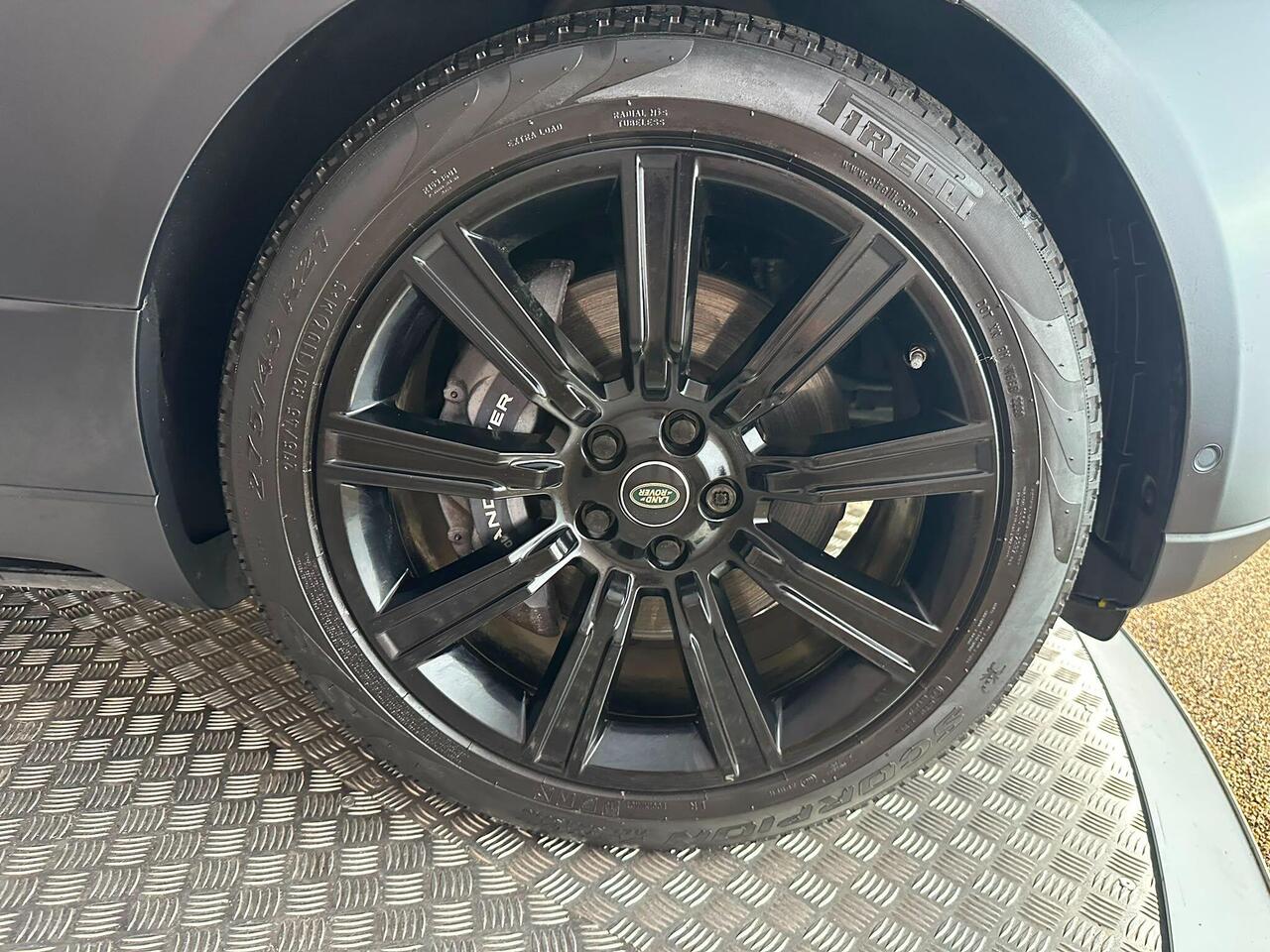 Land Rover Range Rover KV68HUY