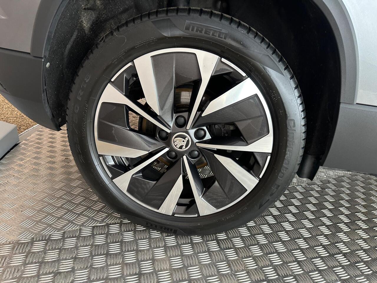 Skoda Karoq LF23SFO