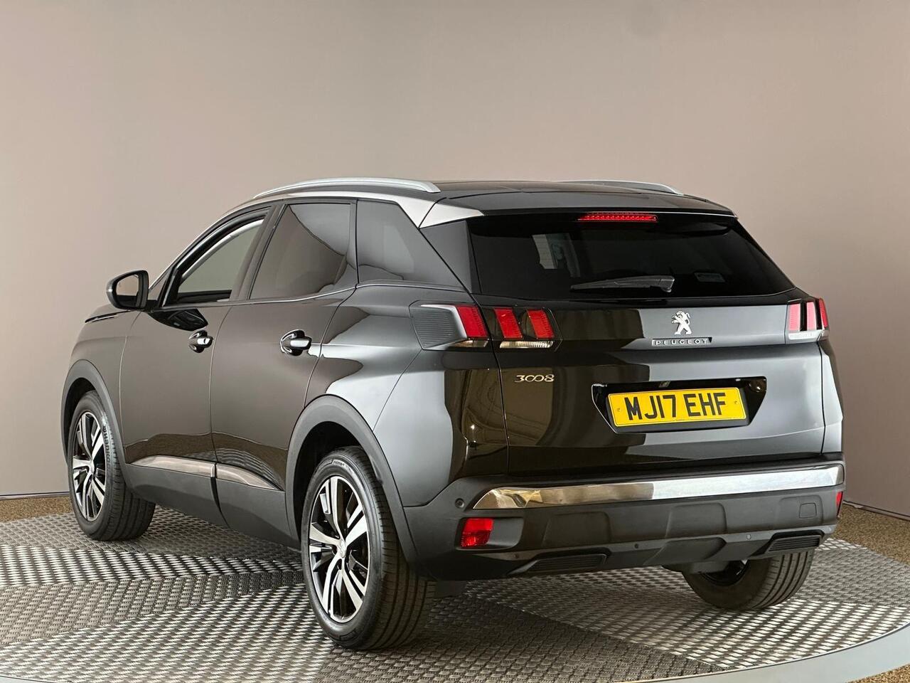 Peugeot 3008 MJ17EHF