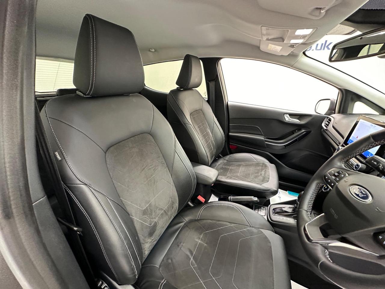 Ford Fiesta LD72JVC