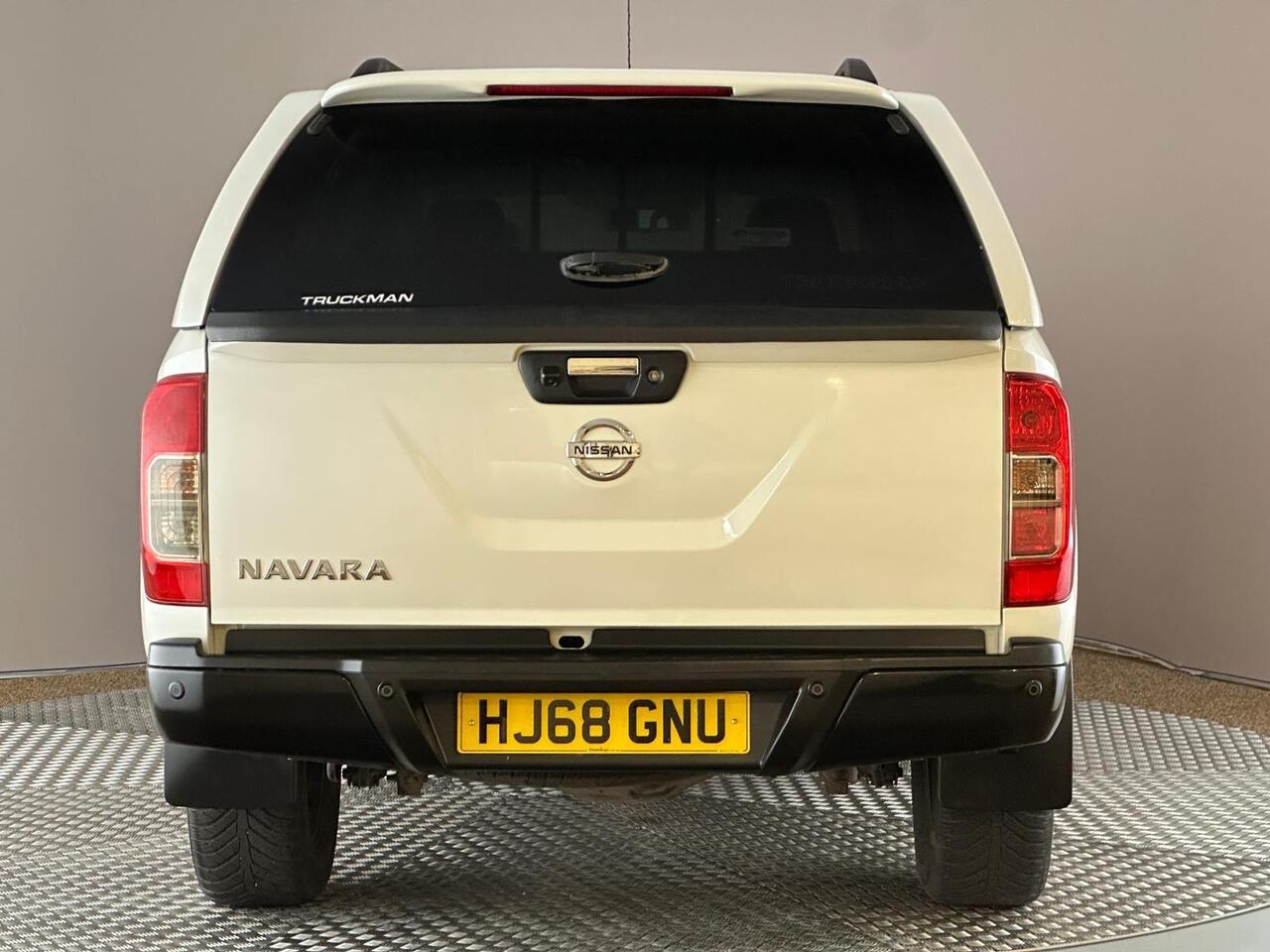 Nissan Navara HJ68GNU