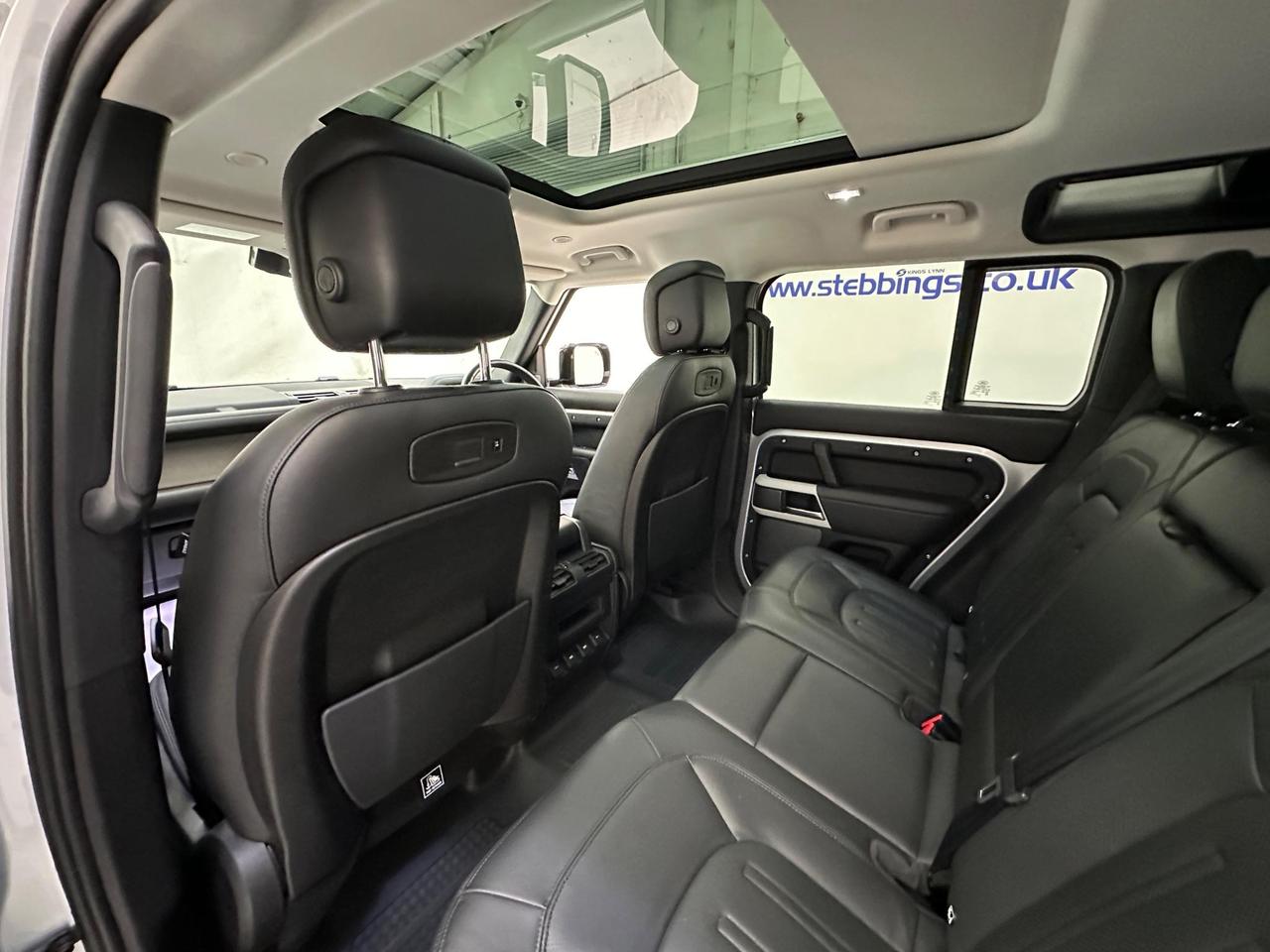 Land Rover Defender 110 KR70NFM