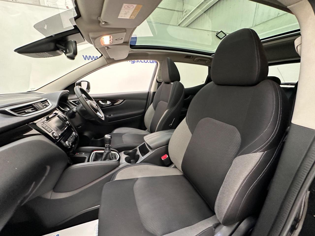 Nissan Qashqai YB21ZHJ