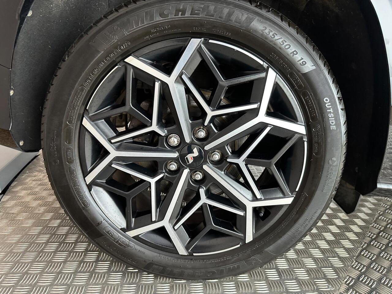 Hyundai TUCSON DU72XSL