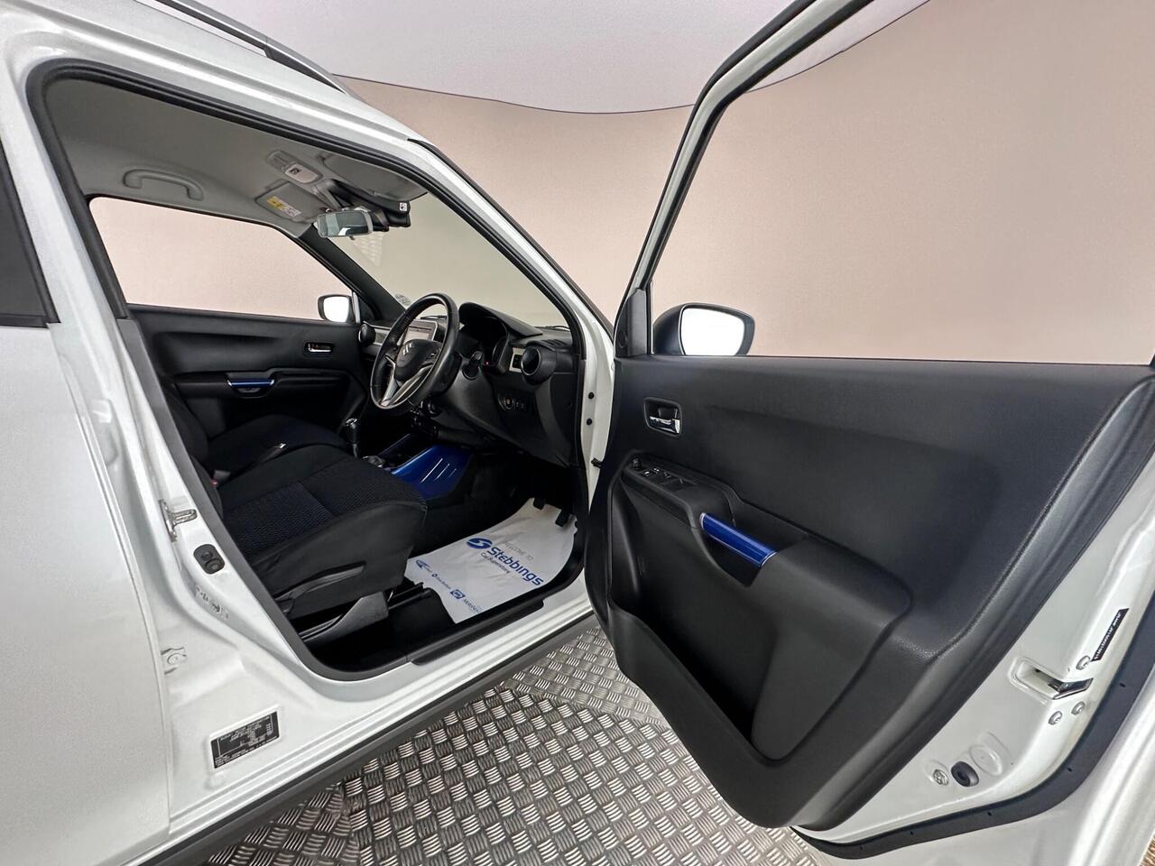 Suzuki Ignis KN72SXH