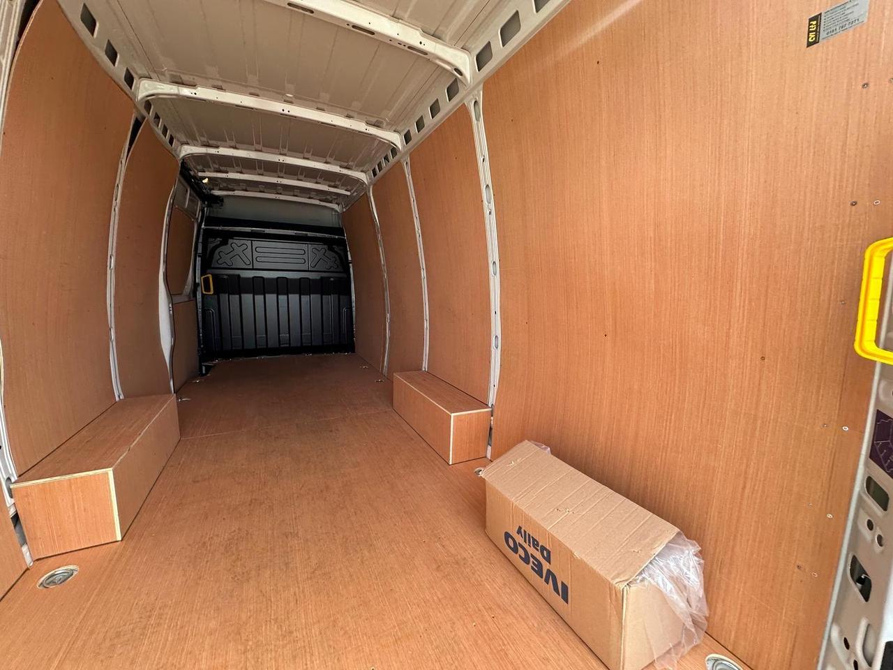 Iveco Daily YA24UDP