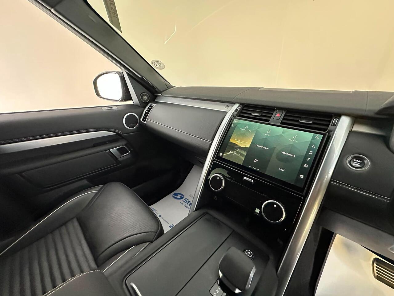 Land Rover Discovery NJ24ELH