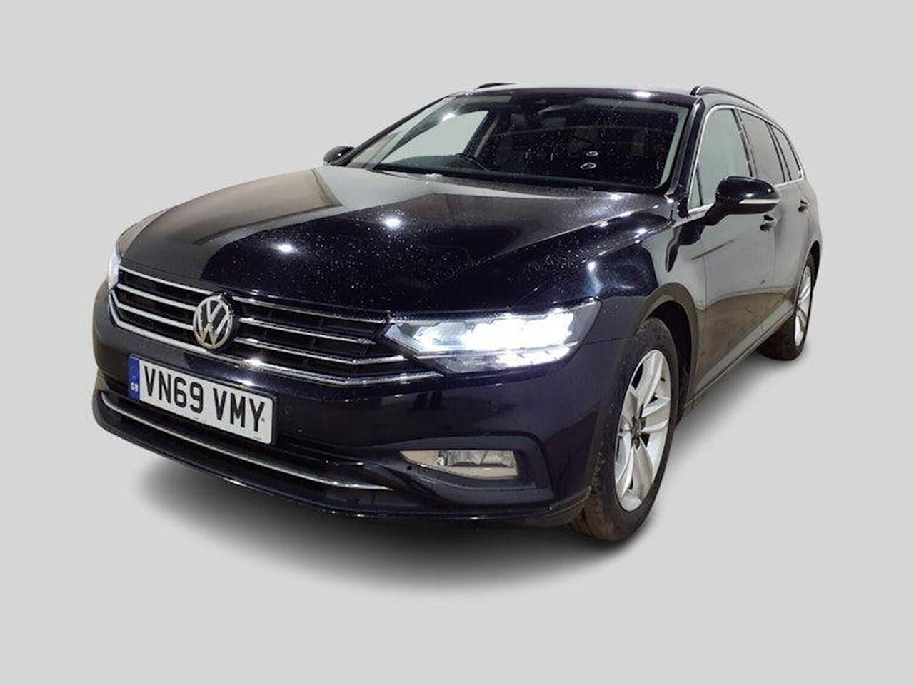 Volkswagen Passat VN69VMY