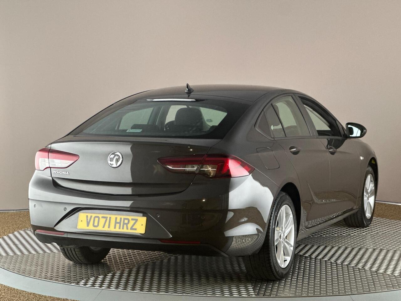 Vauxhall Insignia VO71HRZ