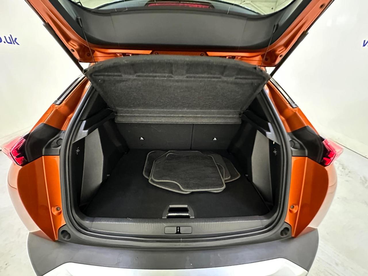 Peugeot 2008 CJ71AEG