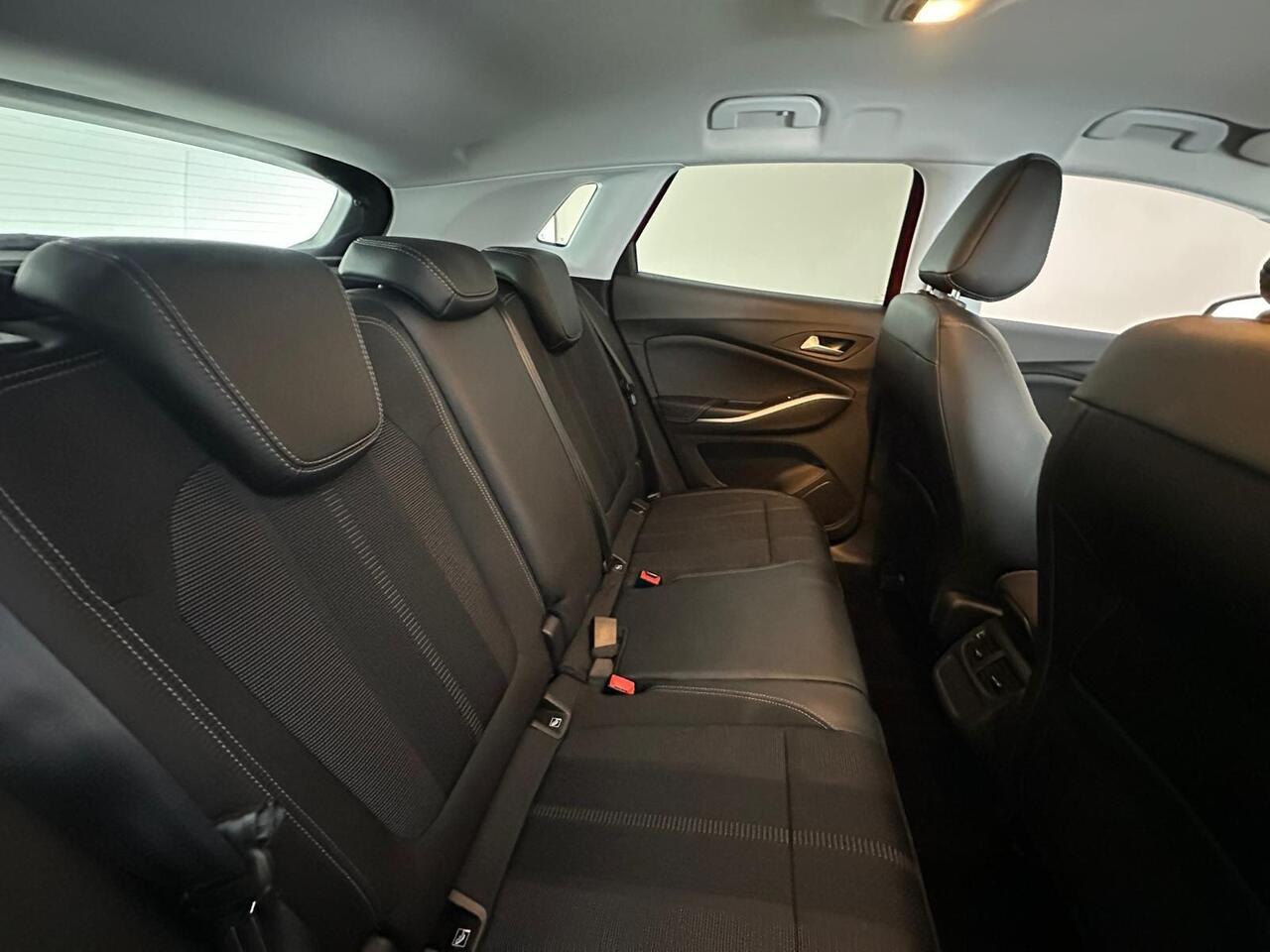 Vauxhall Grandland FP73XSE