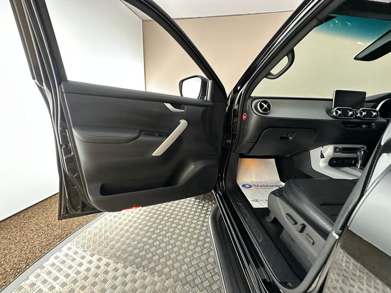 Mercedes-Benz X Class RF68PCZ