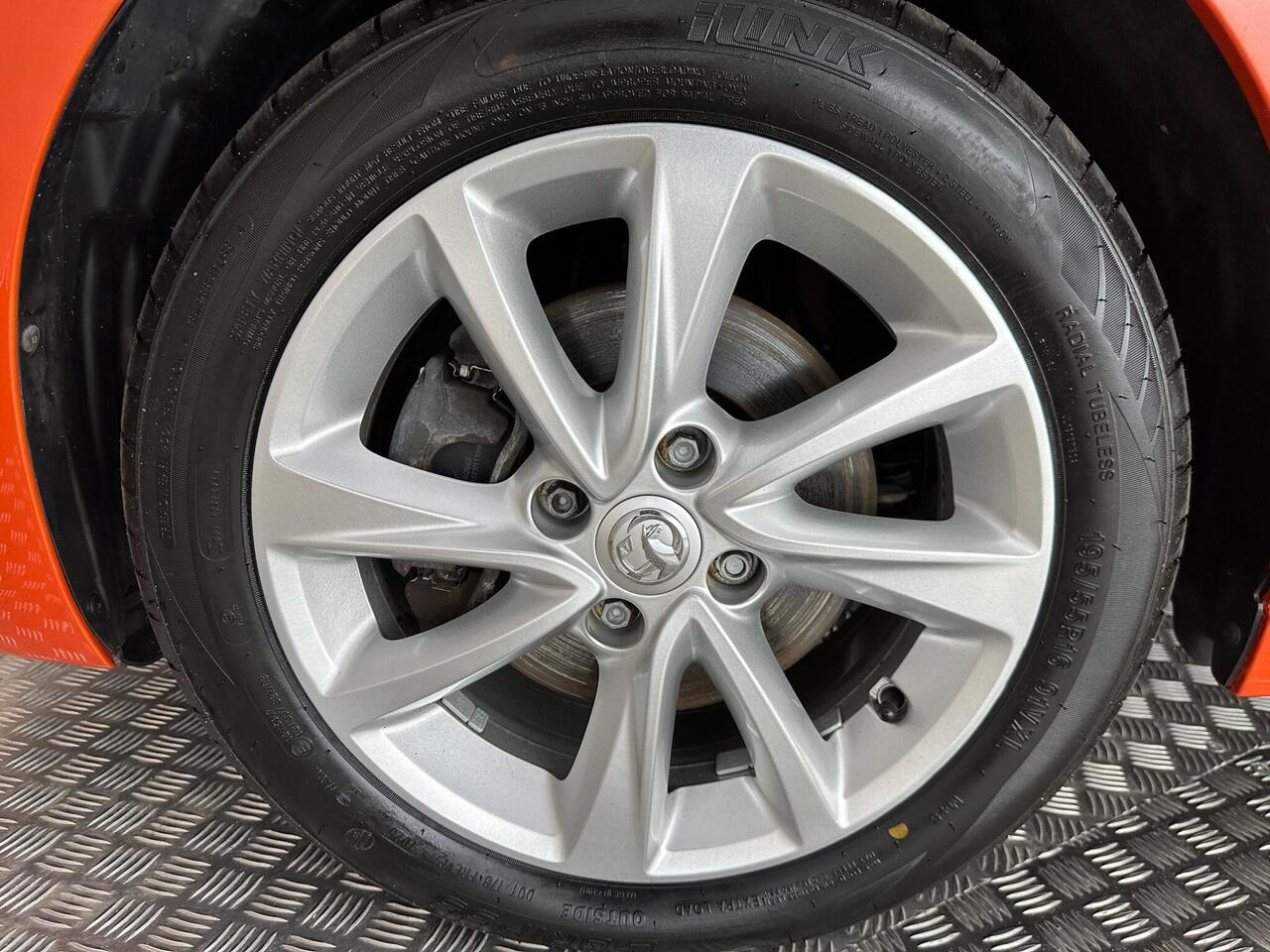 Vauxhall Corsa LY70FRJ