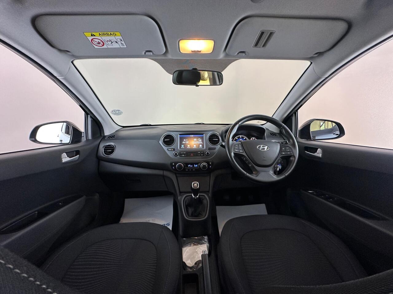 Hyundai i10 GK69HTZ