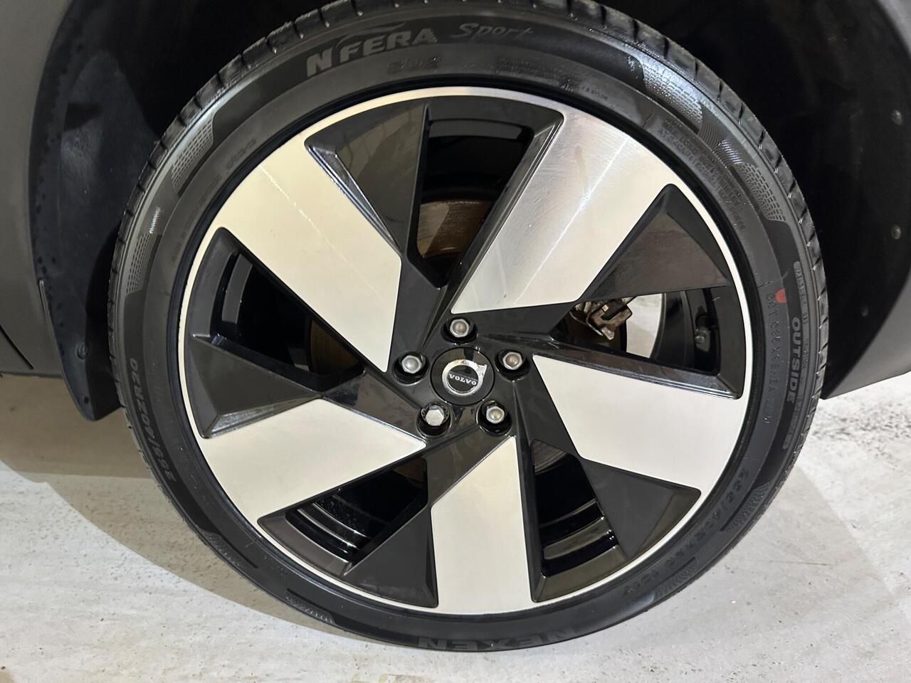 Volvo C40 YR22GBO