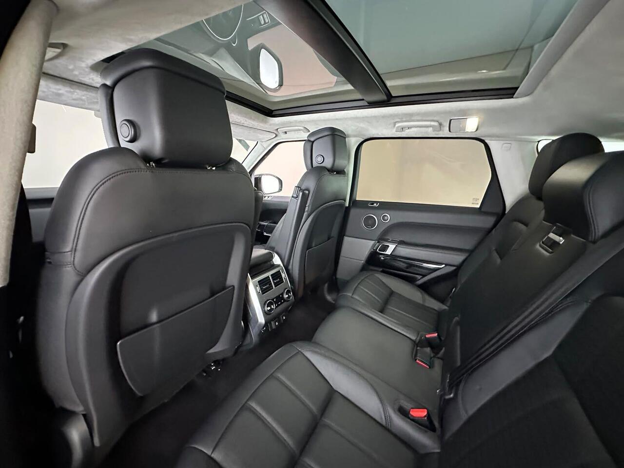 Land Rover Range Rover Sport DP18DXB