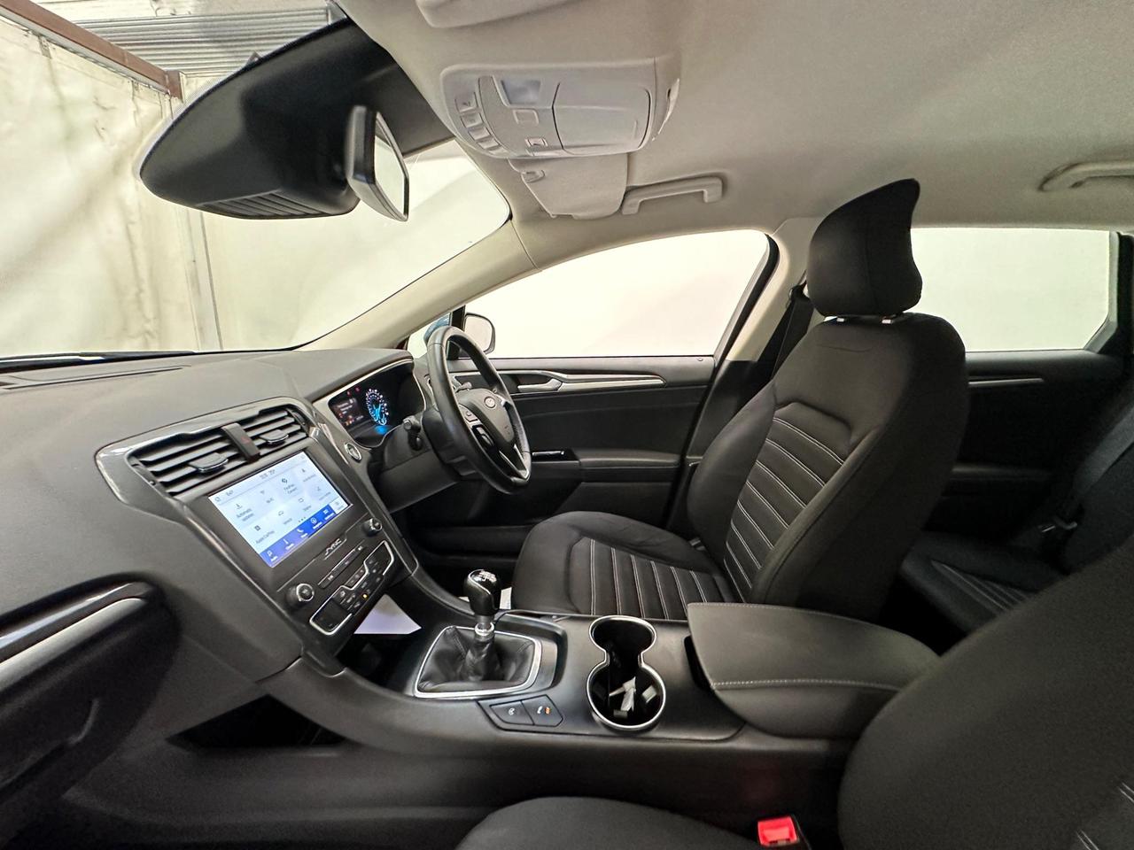 Ford Mondeo AJ70FJD