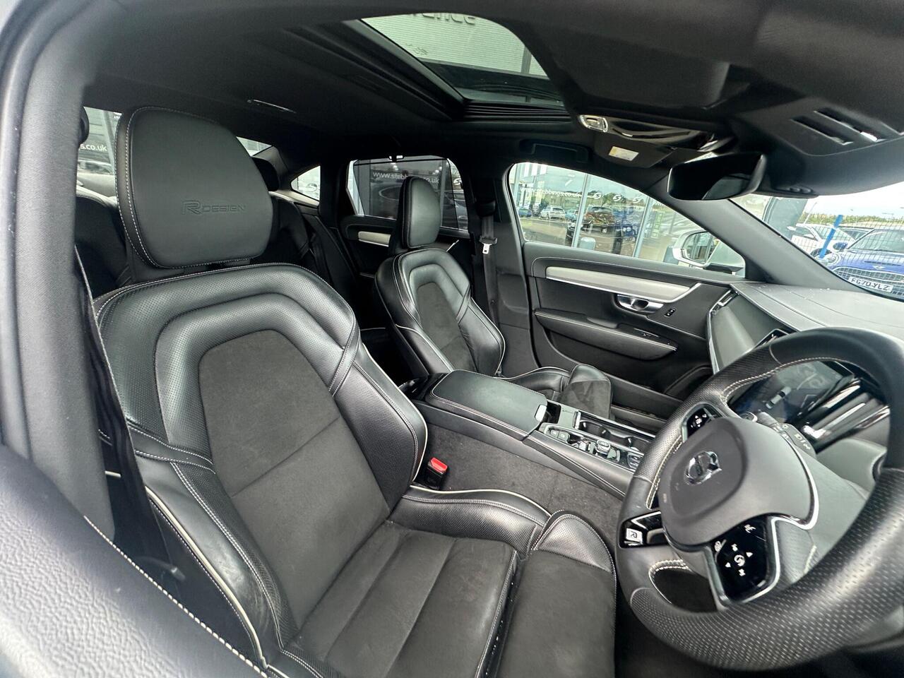 Volvo S90 YX68MXL