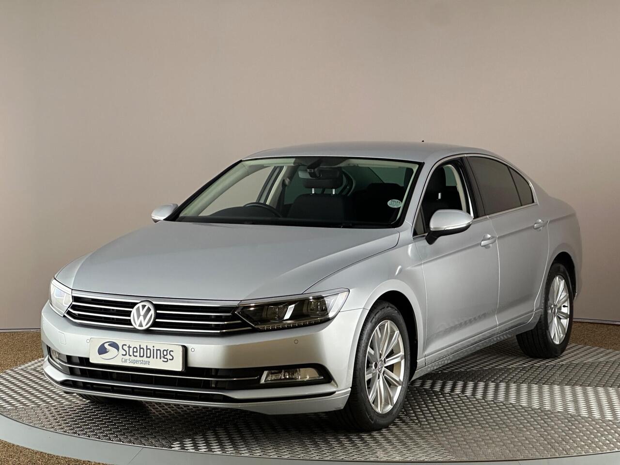 Volkswagen Passat AD19KLE