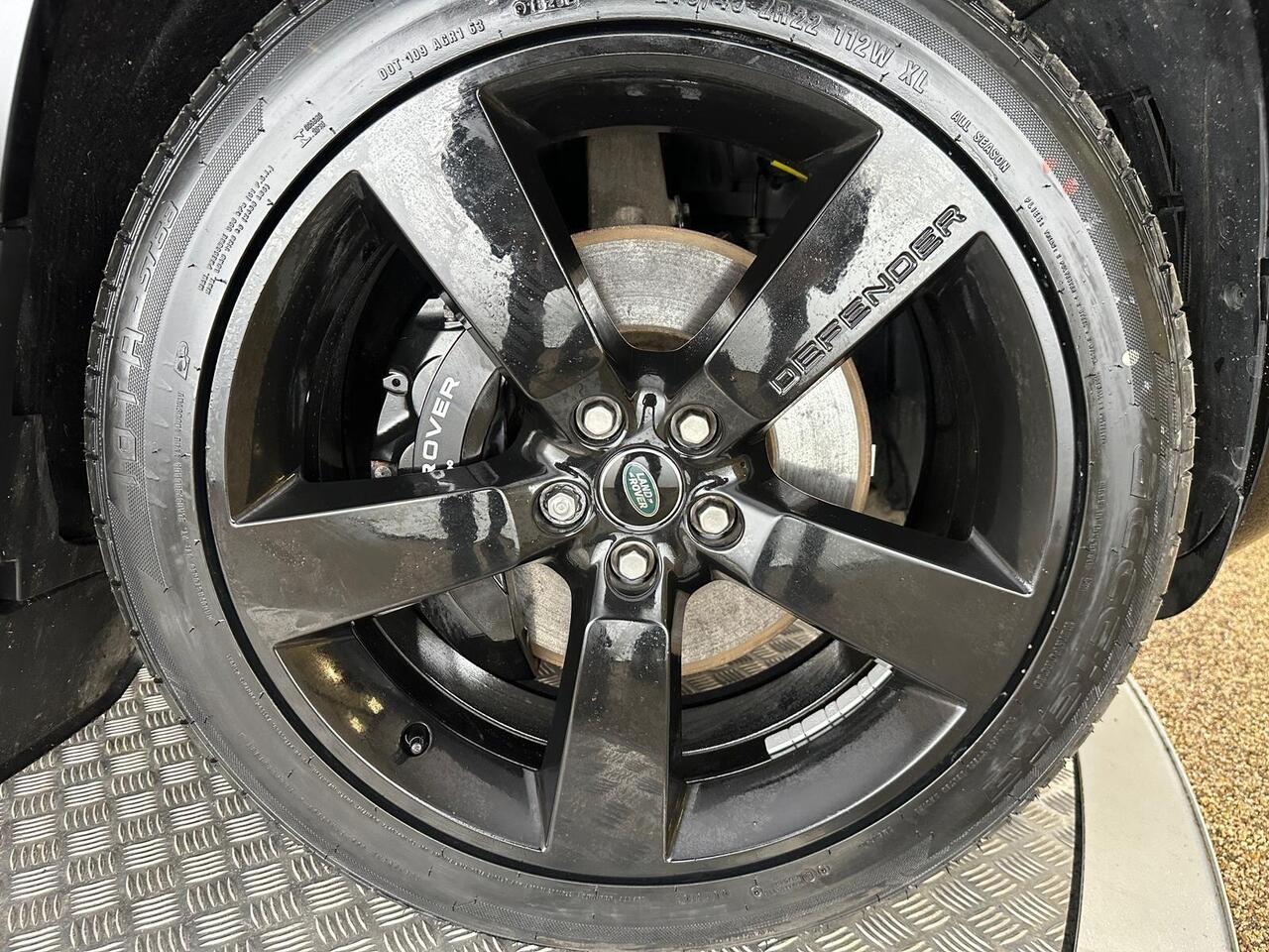 Land Rover Defender 110 KT21AFX