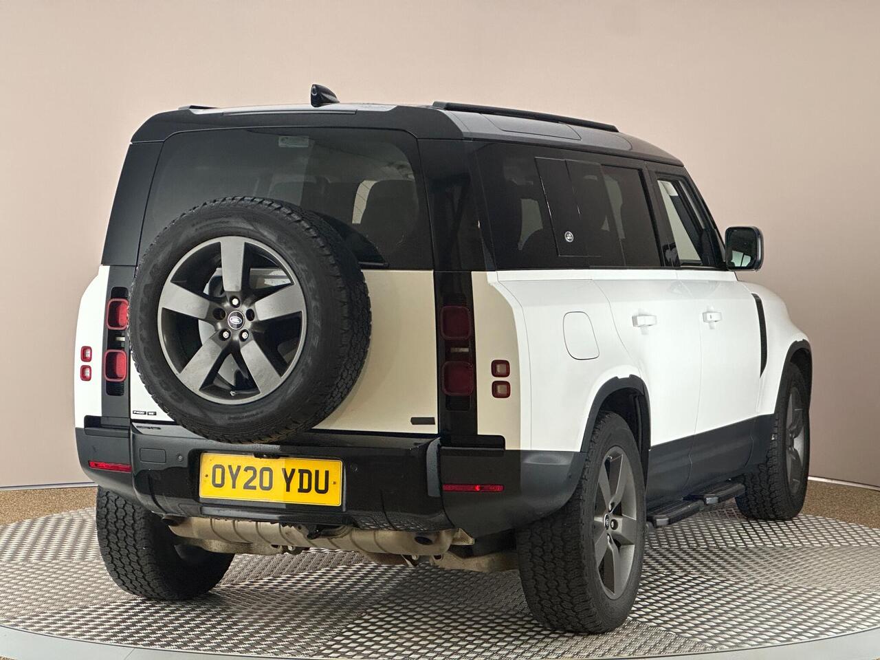 Land Rover Defender 110 OY20YDU